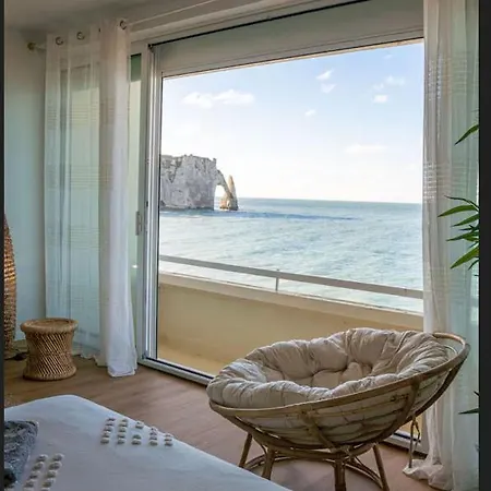La De * Étretat